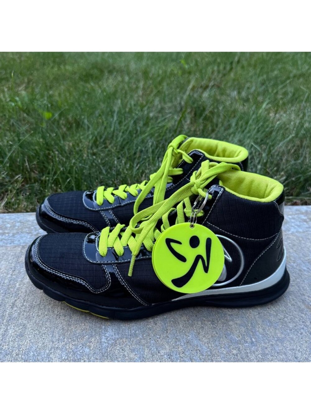 Y2K Zumba Dance Shoes High Tops Womens Size 8 Black Neon Green Mirror Keychain